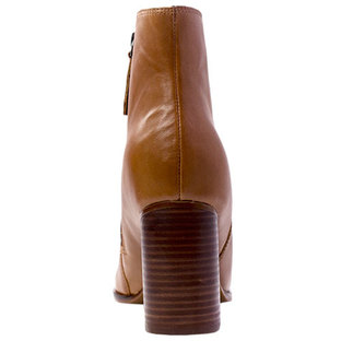 NAOMi [Colour: Cognac] [Size: 10]