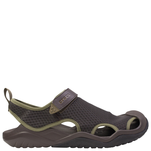 crocs men's swiftwater mesh deck sandal sport