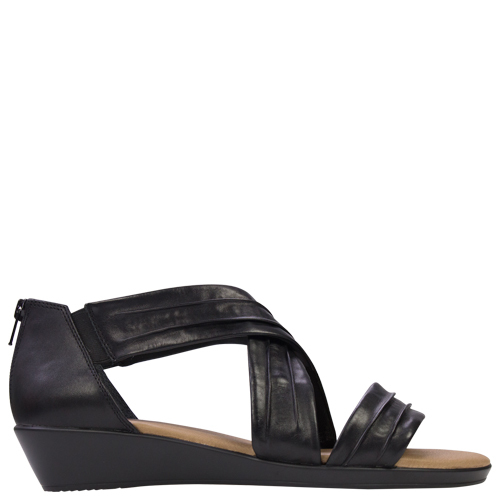 Vora [Colour: Black] [Size: 10]
