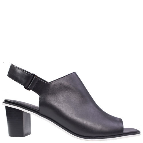 Quote [Colour: Black] [Size: 42]