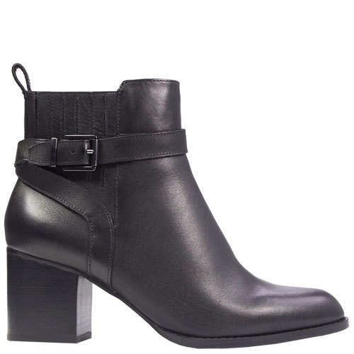 Adore [Colour: Black] [Size: 10]