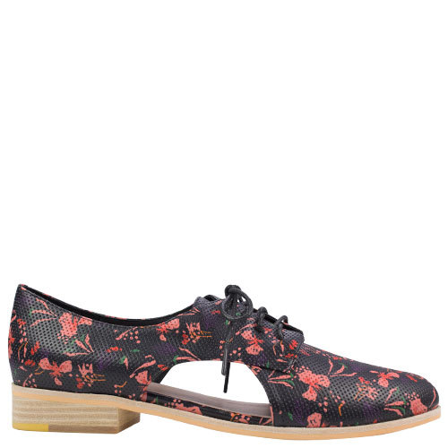 Queneva [Colour: Black] [Size: 42]