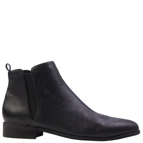 Inflict [Colour: Black] [Size: 42]