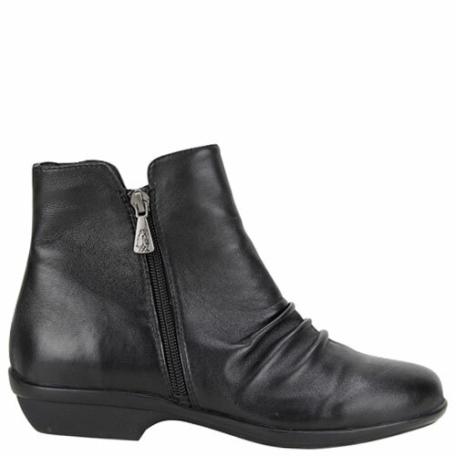 Paulette [Colour: Black] [Size: 10]
