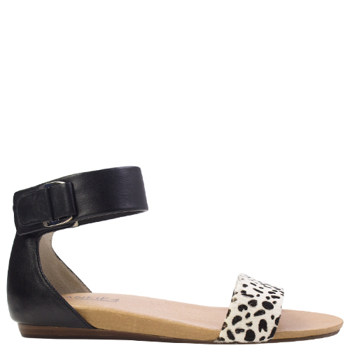 MADDiE [Colour: Black Spot] [Size: 10]
