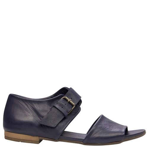 Fang [Colour: Navy] [Size: 42]