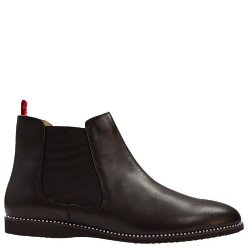 Chelsea Stud [Colour: Black] [Size: 42]