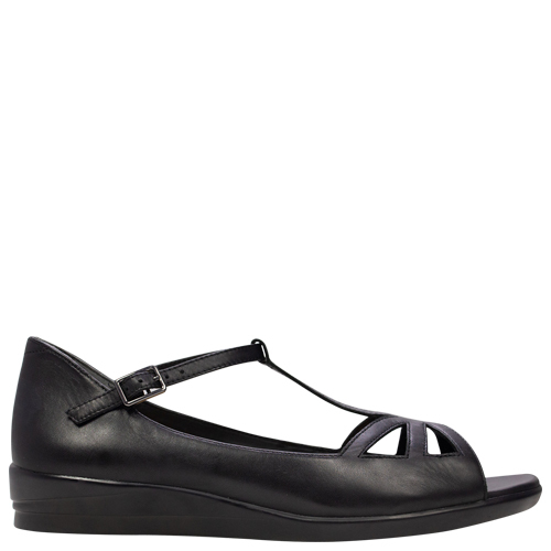 Drake [Colour: Black] [Size: 42]