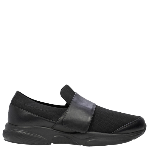 Action [Colour: Black] [Size: 42]