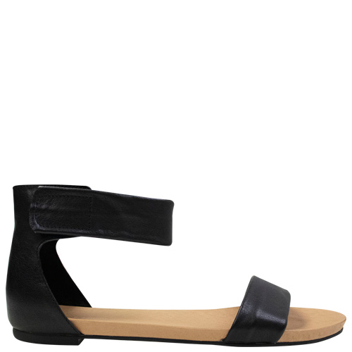 Juzz [Colour: Black] [Size: 42]