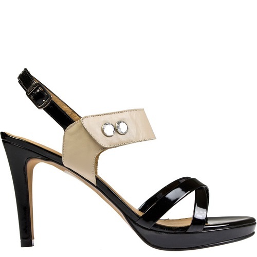 Consuela [Size: 42] [Colour: Black]